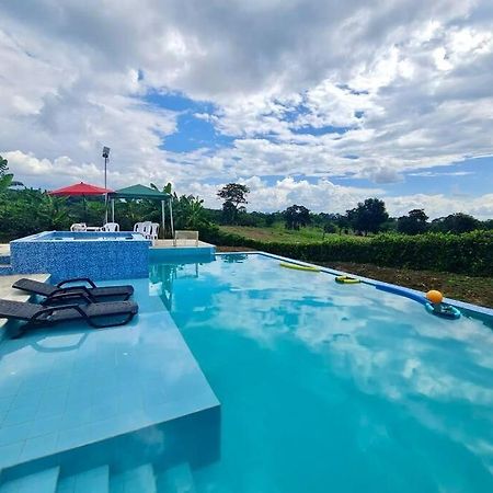 Finca En El Quindio Arrullo Cafetero Quimbaya Esterno foto